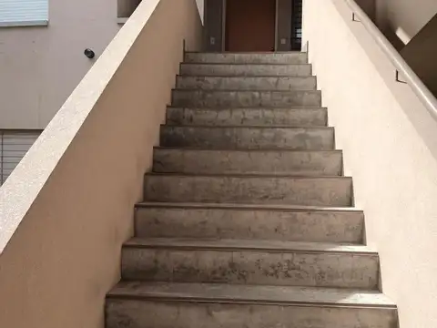 Depto Tipo Casa en Venta en Monte Castro, USD 65.000