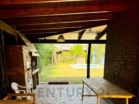 Casa 3 ambientes con 2 baños