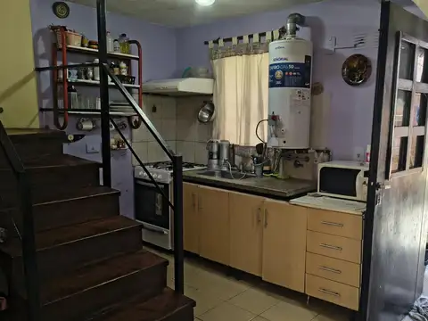 Depto Tipo Casa en Venta en Ezpeleta Oeste, USD 50.000