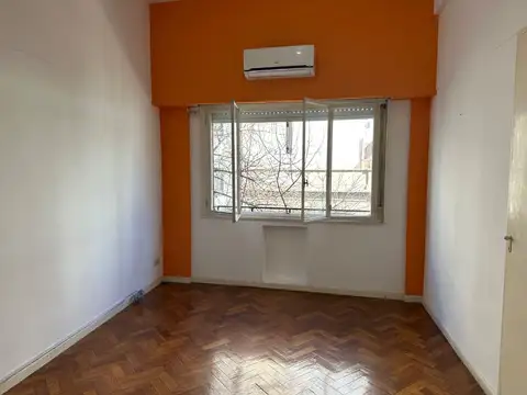 VENTA LUMINOSO MONOAMBIENTE DIVISIBLE