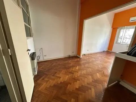 VENTA LUMINOSO MONOAMBIENTE DIVISIBLE