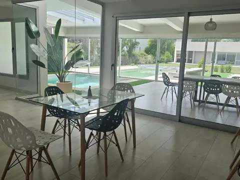 Casa en Venta en Puerto Roldan, Countries y Barrios Cerrados en Roldan