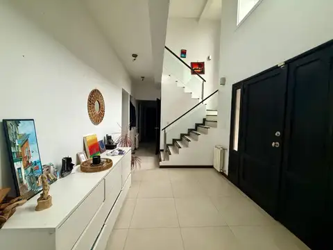 Casa en Venta en Berazategui, USD 390.000