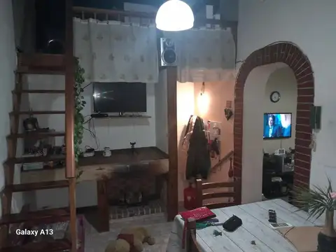 Venta 2 viviendas de 3 amb c/u s/172 m² de lote