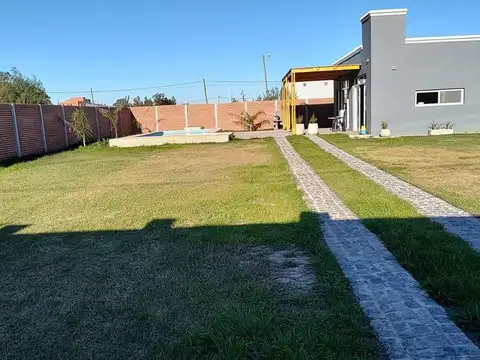 Terreno con quincho y piscina