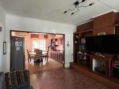 Depto Tipo Casa en Venta de 4 ambientes