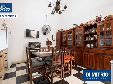 Disfruta esta casa con terraza donde vas a vivir momentos inolvidables!