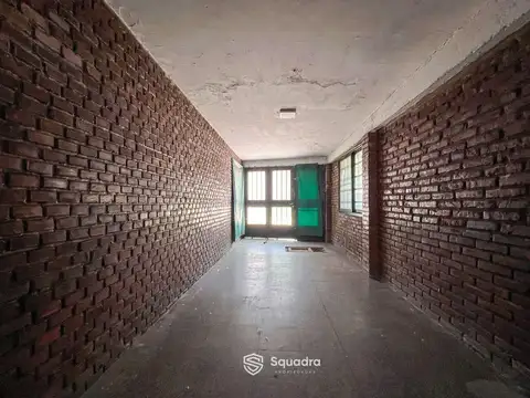 Casa 5 ambientes con 1 baño