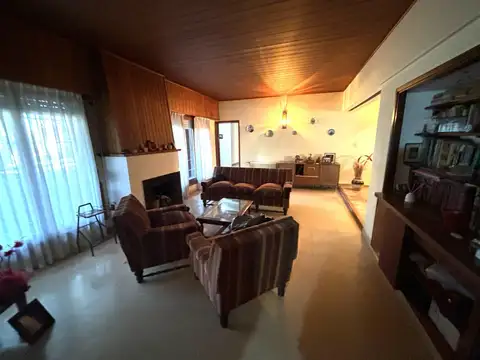 Casa en Venta en Parque Luro, USD 220.000