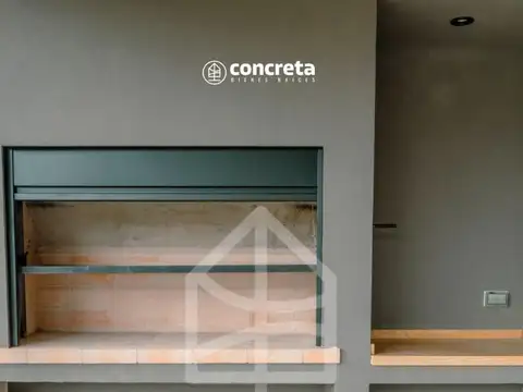 Casa en Alquiler con 2 cocheras