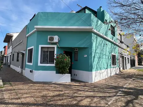 Venta hermoso PH de 3 ambientes en Sarandi