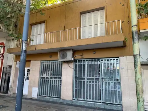 Alquiler departamento de 3 ambientes en Liniers.