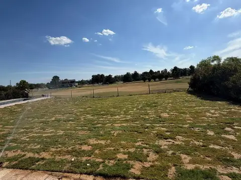 Casa A ESTRENAR en VENTA en Pilar Golf Club