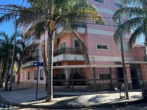 DEPARTAMENTO 2 AMBIENTES CON BALCON AL FRENTE