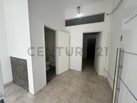 VENTA LOCAL EN MONTE CASTRO