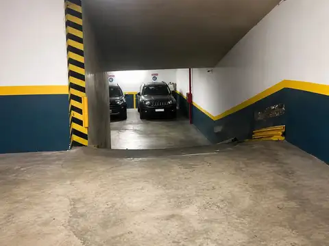 Venta de Cochera Cubierta en Palermo