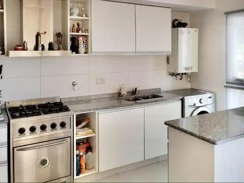 Departamento en Venta en Lomas De Zamora, USD 250.000