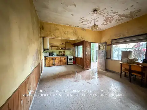 Casa en Venta con 1 cochera