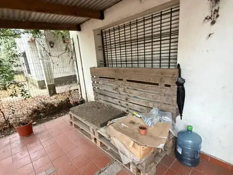 Casa venta 3 ambientes adrogue