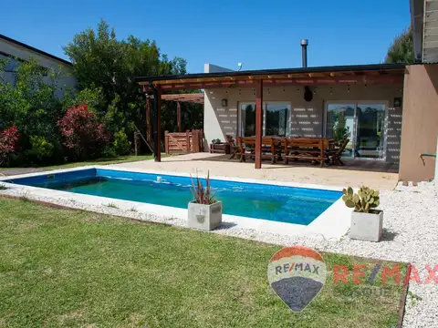Casa en Alquiler Temporal en Barrio Ecuestre, Costa Esmeralda