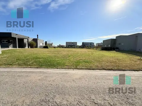 Terreno en Venta 40  mts Fondo