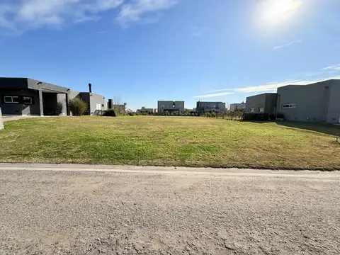 Terreno en Venta 40  mts Fondo