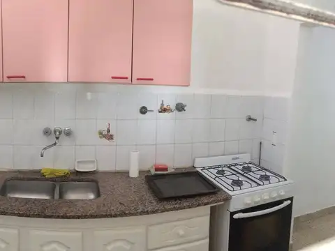 Depto Tipo Casa en Venta en Lanus, USD 68.000