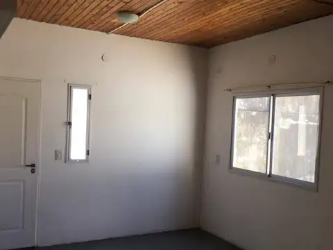 Depto Tipo Casa 3 ambientes con 1 baño