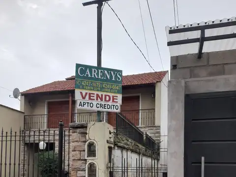 Depto Tipo Casa en Venta de 3 ambientes