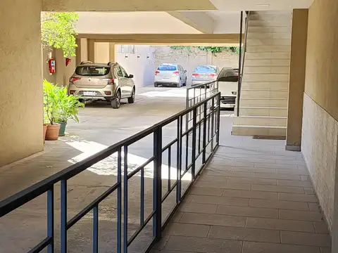 Departamento en Alquiler con 1 cocheras