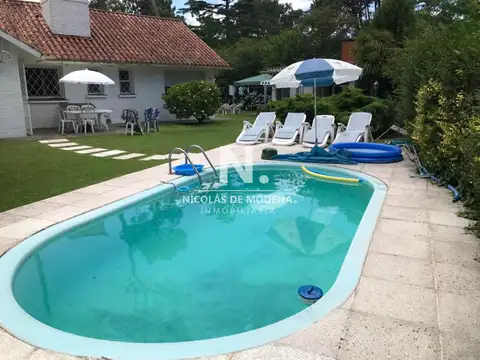 Casa reciclada en venta.. Para Ingresar en zona de Cantegril, Punta del Este