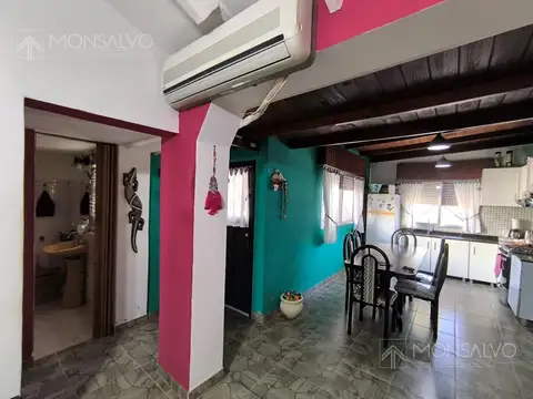 Casa 3 ambientes con 1 baño
