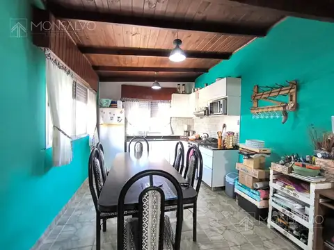 Casa en Venta con 1 cochera