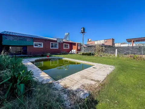 Casa 4 ambientes con 1 baño