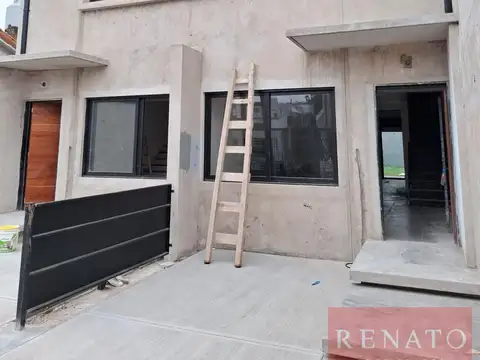 Exclusivas unidades en triplex de categoría a estrenar de 5 ambientes y 170 metros cubiertos.