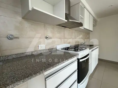 Departamento en Alquiler con 1 cocheras