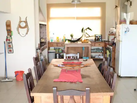 Excelente propiedad en Fincas del Alba sobre lote de 2640 metros