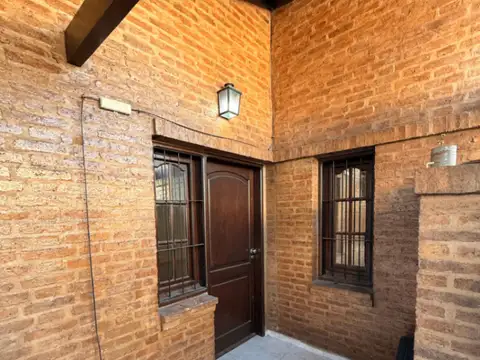 Casa en Alquiler en Macrocentro, $ 1.200.000