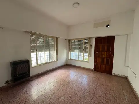 Casa en Venta en Berazategui, USD 96.000