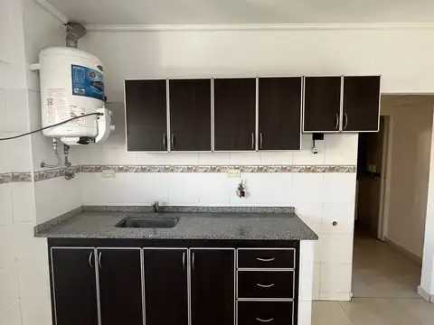 Departamento en Alquiler en Villa Luzuriaga, $ 480.000