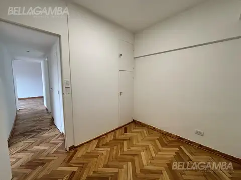 DEPARTAMENTO VENTA CABALLITO 4 AMBIENTES BALCON