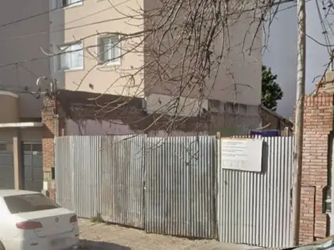 EXCELENTE LOTE EN CIUDADELA CON PLANOS APROBADOS