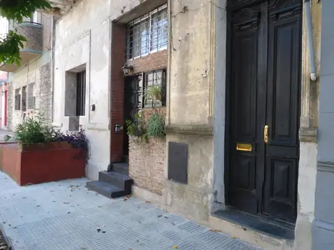 CASA DE RENTAS DESARROLLADA EN 2 PLANTAS 