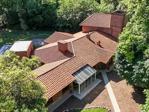 Casa Monoambiente con 8 baños