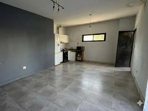 Depto Tipo Casa en Venta con 2 cocheras