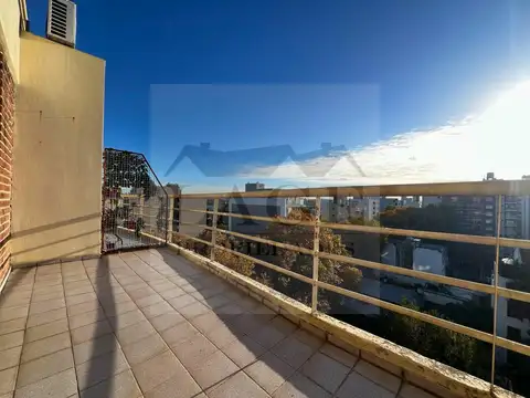 Departamento en Alquiler con 1 cocheras