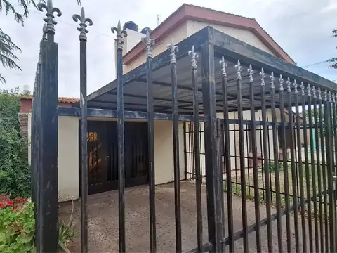 Casa en Venta en Poeta Lugones, USD 155.000