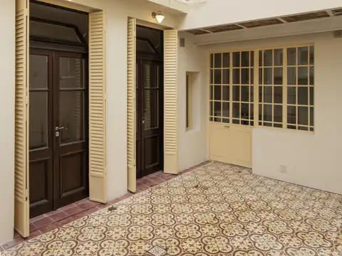 Venta PH 4 Ambientes sin expensas Reciclado con Súper Calidad a Estrenar! Patio Soleado y Parrilla * Parque Chas