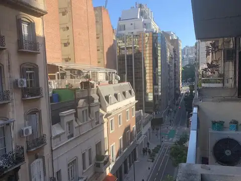 Marcelo T. de Alvear y Suipacha - Ambiente y 1/2 - Balcón al frente - Retiro - Alquiler