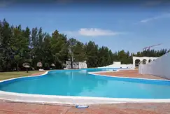 Áreas comunes piscina, club-house, juegos en el Barrio cerrado, Palos Verdes